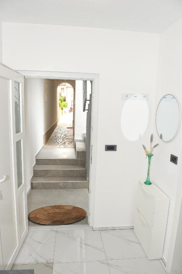 Ondina Apartments Pula Bagian luar foto
